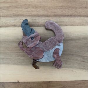 Erstwilder Puddles the Platypus Brooch animal Pin NWOT